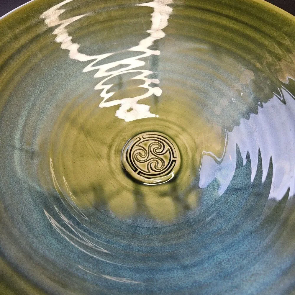Colm De Ris Irish Pottery 12.5